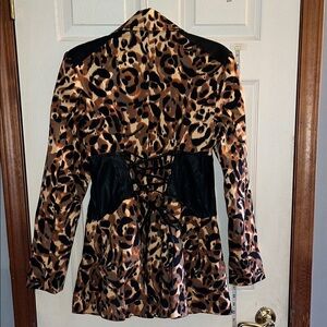 RARE! Y2K-BEBE-L-geometric animal print lace up back corset faux leather jacket.